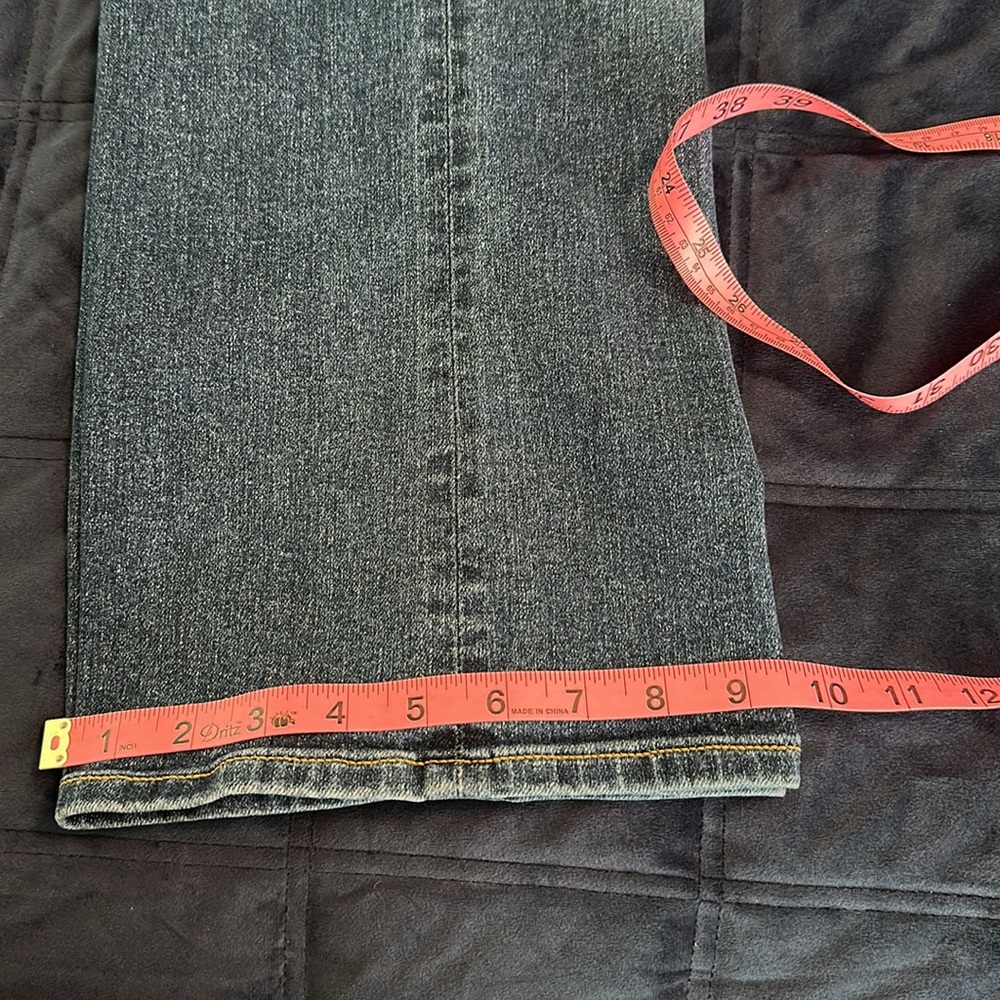 Lands' End Button Fly Kick Flare Crop Jeans with Vintage Appeal - Picture 6 of 8